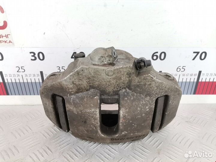 Суппорт передний правый для BMW 5-Series (E60/E61)