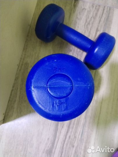 Гантели 2кг пластиковые пара