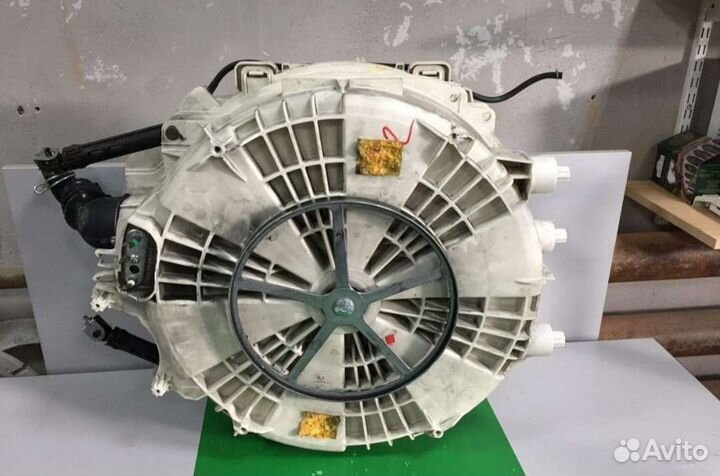 Бак стиральной машины Indesit