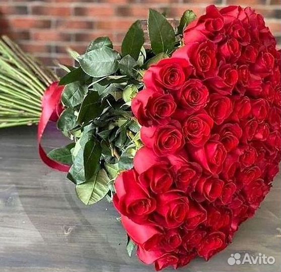 Розы Эквадор Метровые 100 см доставка Москва