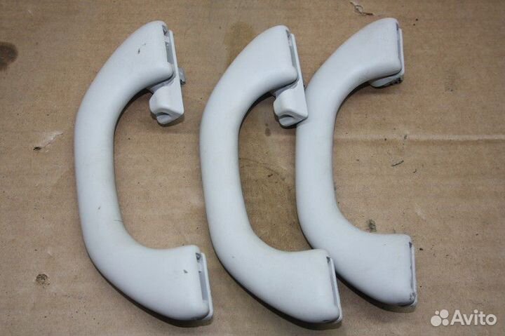 Ручка внутренняя потолочная Volkswagen polo (SED)