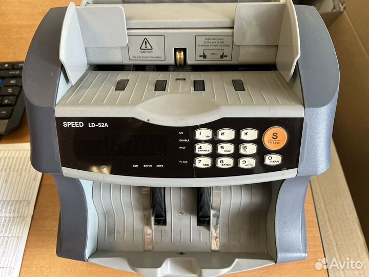 Счетная машинка для денег