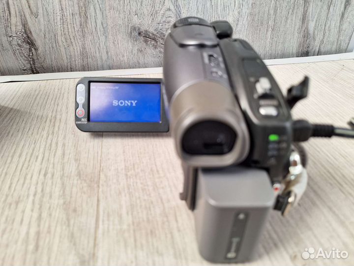Видеокамера sony handycam