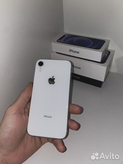 iPhone Xr, 128 ГБ