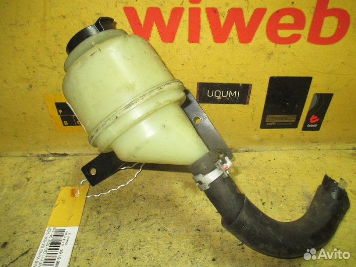 Бачок гидроусилителя 491804M403 на Nissan Wingroad