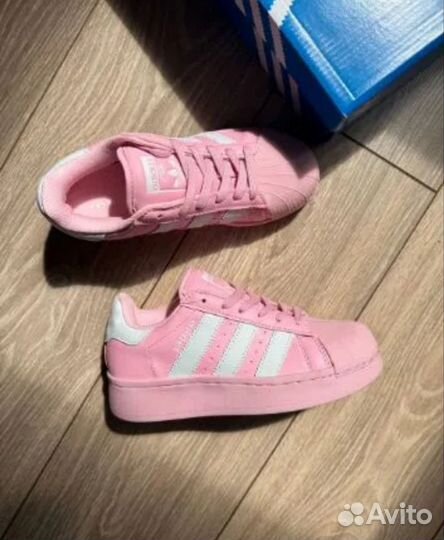 Adidas superstar XLG true pink