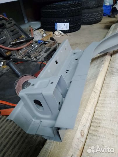 Заднее левое крыло Hyundai Grand Santa Fe