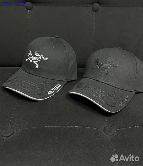 Два цвета кепки Arcteryx для спорта