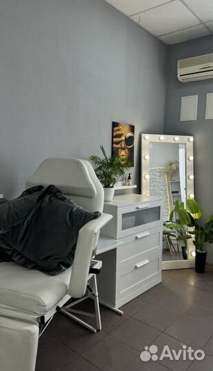 Студия для мастера маникюра