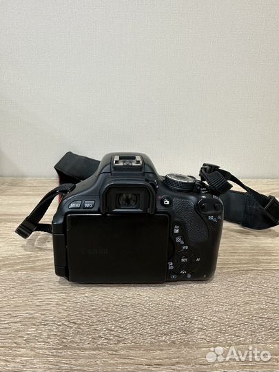 Зеркальный фотоаппарат canon 600d