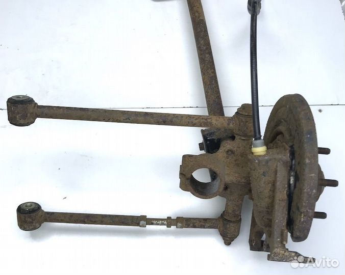 Додж Интерпид Ступица правая задняя