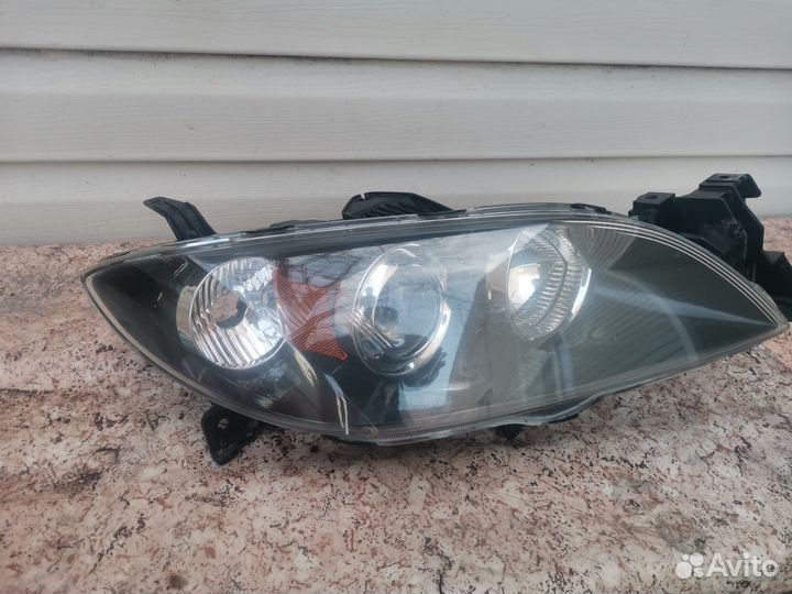 Фара правая Mazda 3 BK