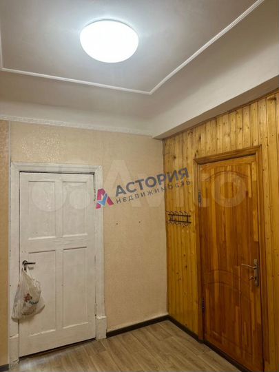 2-к. квартира, 67 м², 1/2 эт.