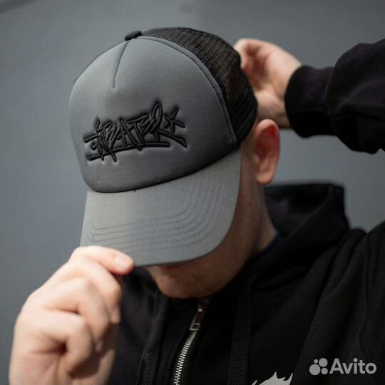 Anteater trucker кепка