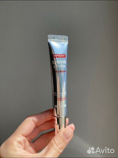 Лифтинг крем для век Medi Peel