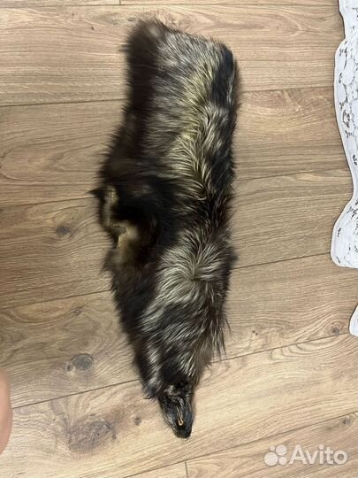 Меховой воротник чернобурка