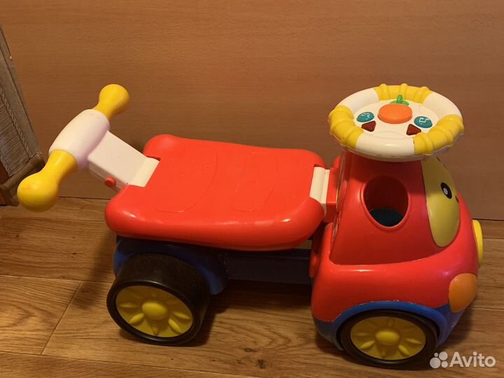 Машинка каталка толокар