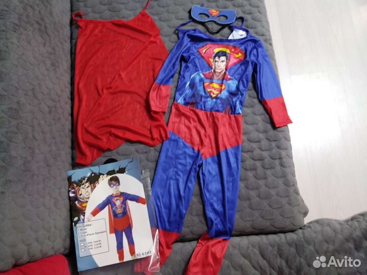 Костюм супермена