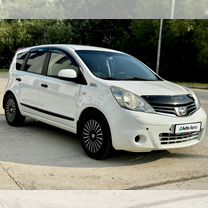 Nissan Note 1.6 AT, 2012, 185 000 км, с пробегом, цена 855 000 руб.