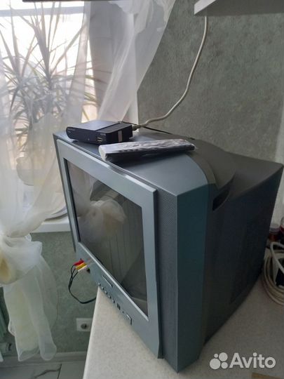 Телевизор samsung