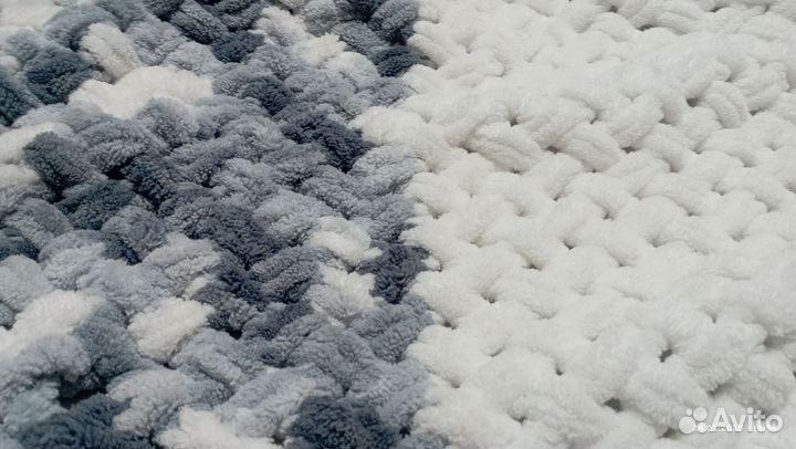 Плед плюшевый ручной работы