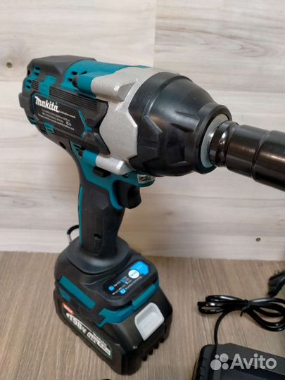 Мощный безщеточный гайковерт, колеса крутит