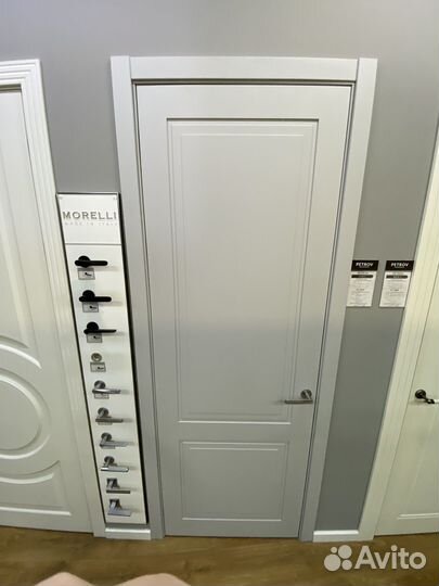 Двери межкомнатные белые