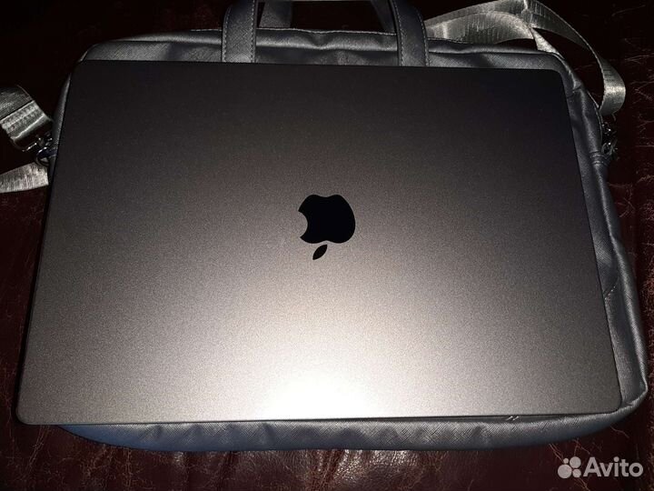 Apple Macbook pro 16 m1 16gb 512gb