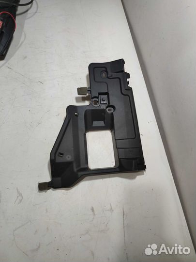 Накладка торпедо под рулем Toyota RAV4 40