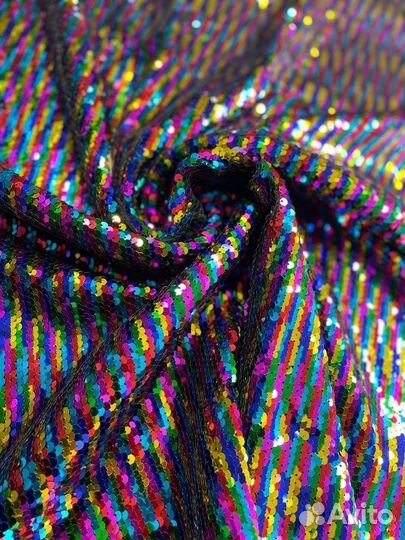 Ткань с пайетками на сетке