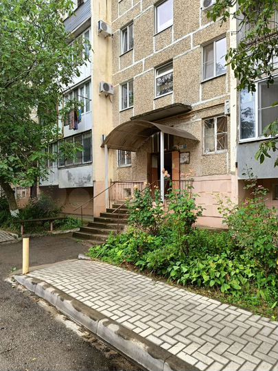2-к. квартира, 50 м², 3/5 эт.