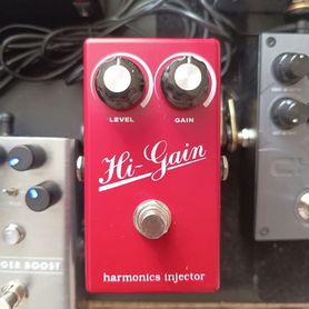 Hi-gain Harmonics Injector