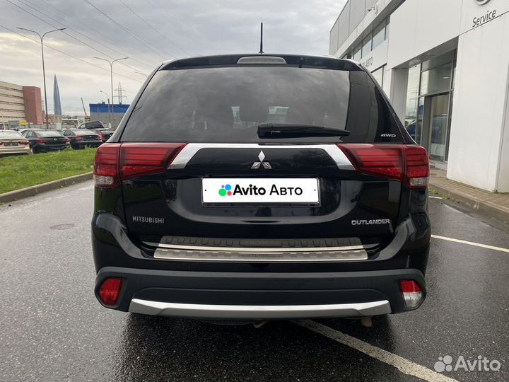 Mitsubishi Outlander 2.4 CVT, 2016, 168 000 км