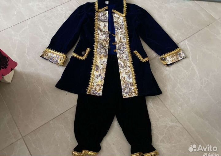 Костюм новогодний