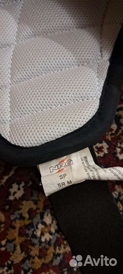 Хоккейные трусы, нагрудник, защита шеи, ракушка