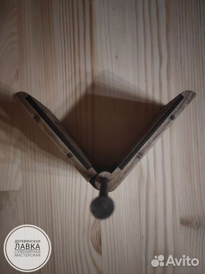 Эксклюзивная фурнитура для мебели из дерева