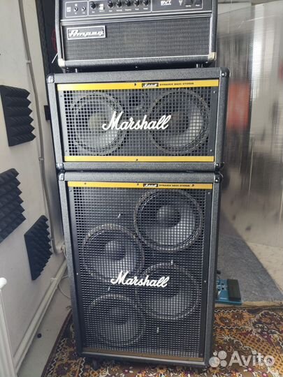 Басовый кабинет Marshall
