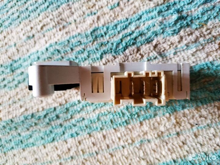 Замок Люка для стиральной машины Hansa