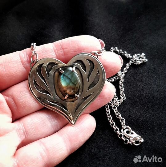 Кулон сердечко с лабрадором