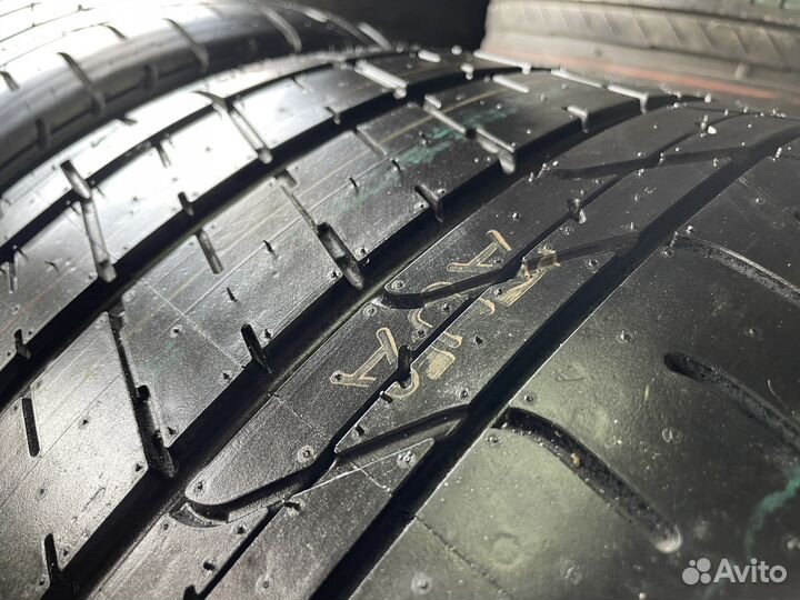 Pirelli P Zero Corsa 295/30 R19 100Y