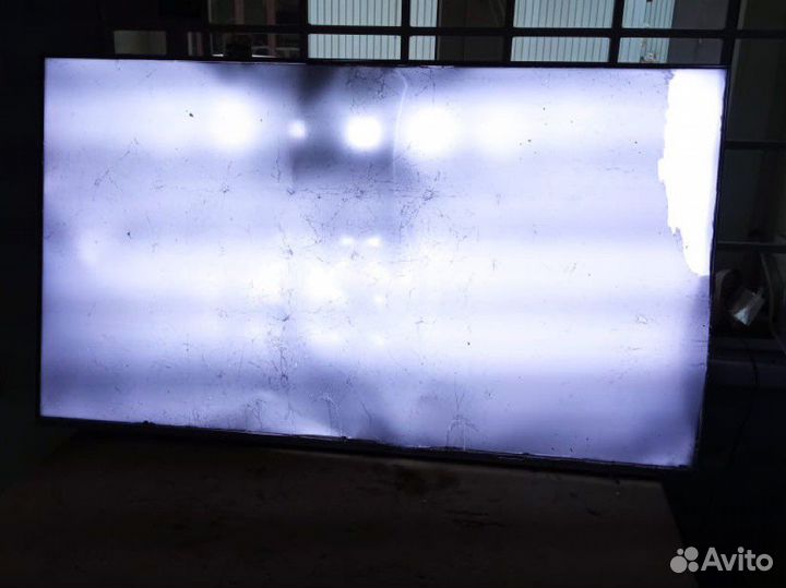 Телевизор philips 50PUS7956/60 по запчастям