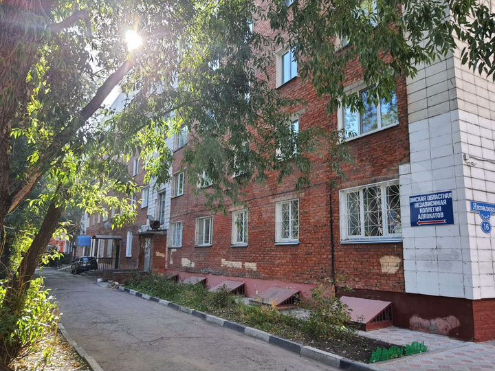 Комната 13 м² в 4-к., 3/5 эт.