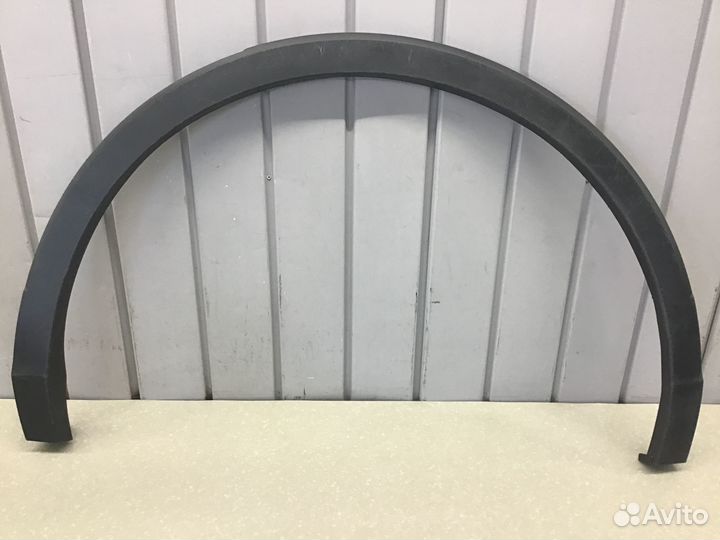 Накладка заднего крыла левого VW Tiguan 2017