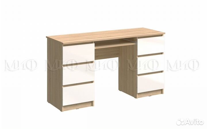 Письменный стол