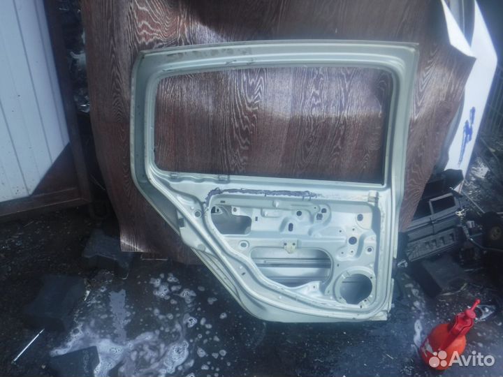 Дверь задняя левая Renault Clio II/Symbol 98-2008