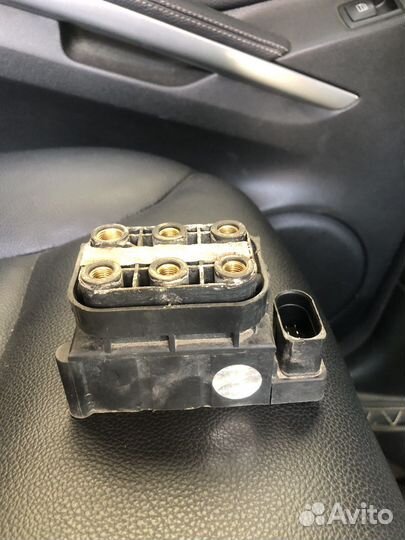 Блок клапанов пневмоподвески w164, x164 mercedes