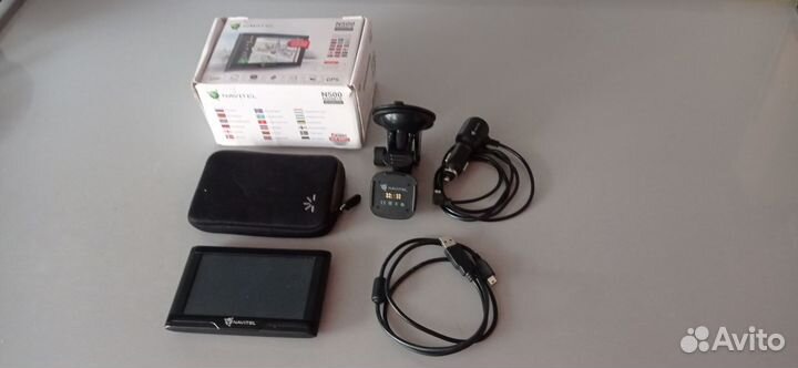 Навигатор Navitel navitel N500 magnetic