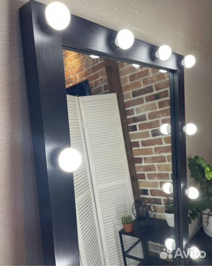 Гримерное зеркало