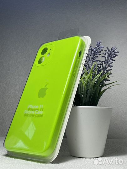 Чехол на iPhone 11
