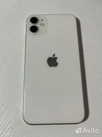 iPhone 11, 64 ГБ